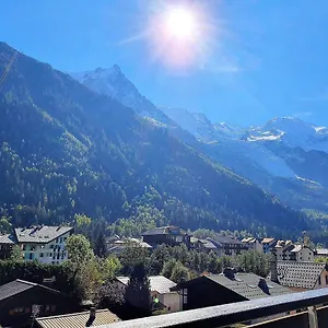 Duplex Avec Sauna Et Vue Montblanc Apartment Chamonix