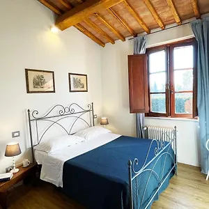 https://oliveta-blu-elegante-a-due-passi-dal-centro.it-tuscanyhotel.com